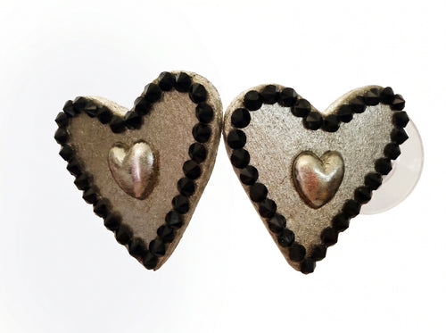 Aros corazón apegados