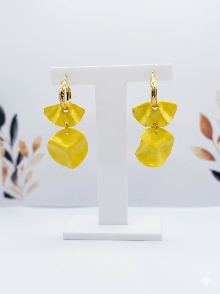 Aros colgantes amarillo